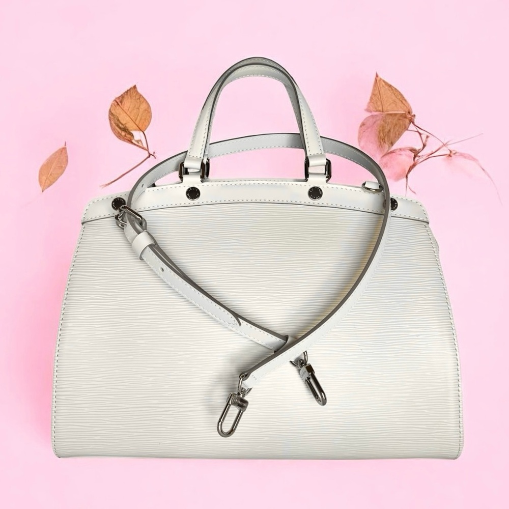 🆕💞LOUIS VUITTON Brea Tote MM Ivory Epi Leather Silve-Tone Hardware • GIFTABLE!